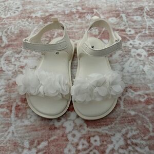 New Appliquéd H&M 2Y Toddler Sandals